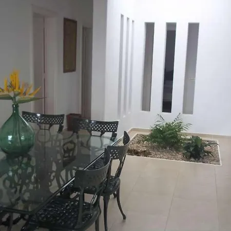 Puerto Del Carmen Sleeps 6 Pool Wifi * Puerto del Carmen (Lanzarote)