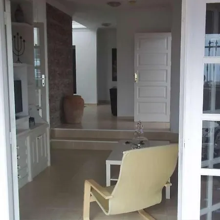 Villa Puerto Del Carmen Sleeps 6 Pool Wifi Puerto del Carmen (Lanzarote)