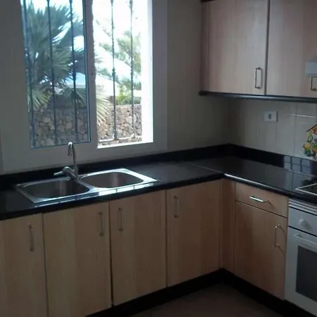 Villa Puerto Del Carmen Sleeps 6 Pool Wifi Puerto del Carmen (Lanzarote)