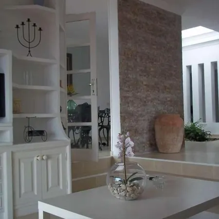 Puerto Del Carmen Sleeps 6 Pool Wifi Villa *
